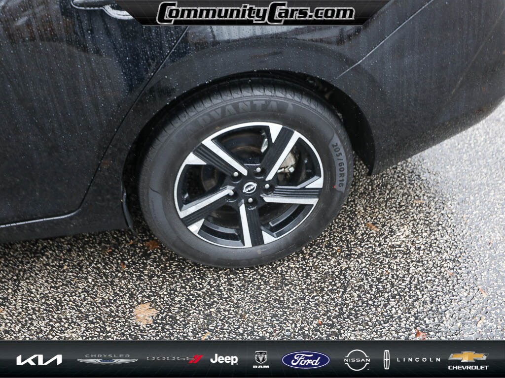 2024 Nissan Sentra SV photo 4