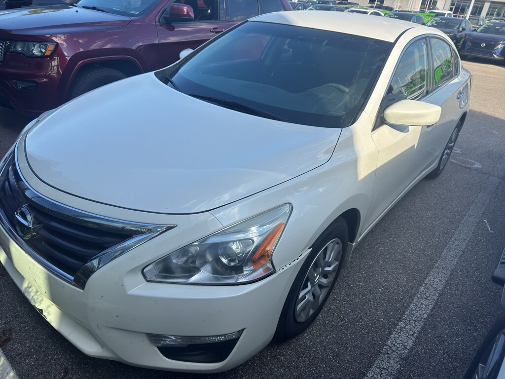 2015 Nissan Altima 2.5 S photo 3