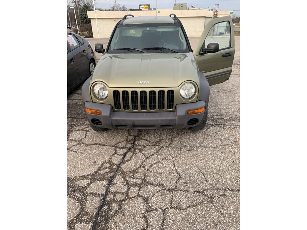 2004 Jeep Liberty Sport's photo