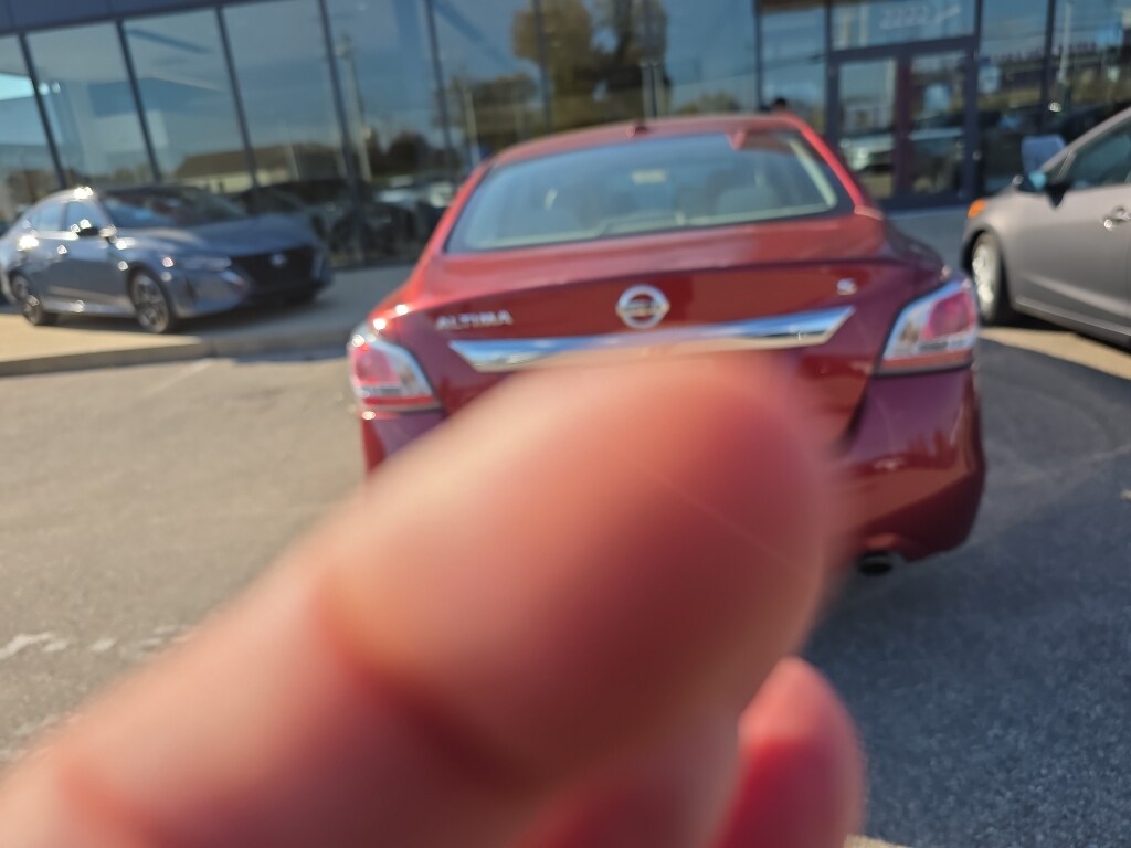 Used 2015 Nissan Altima 2.5 Sedan