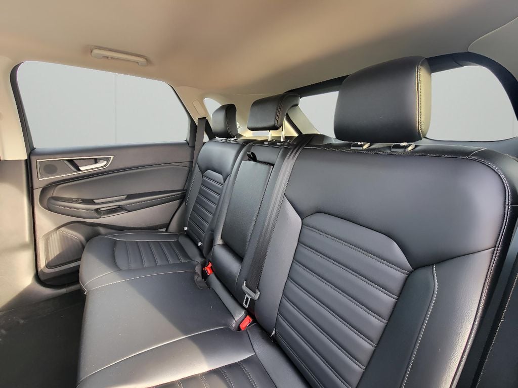 2024 Ford Edge SEL - Photo 25