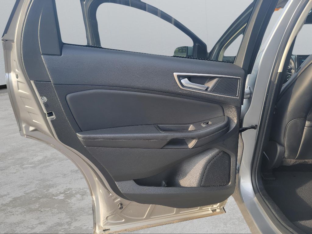2024 Ford Edge SEL - Photo 24