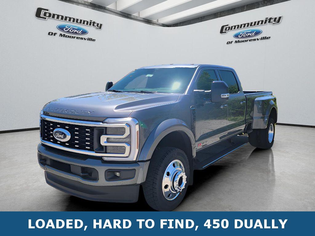 2026 Ford F-450 Platinum 4x4 Crew Cab 8' Box DRW's photo