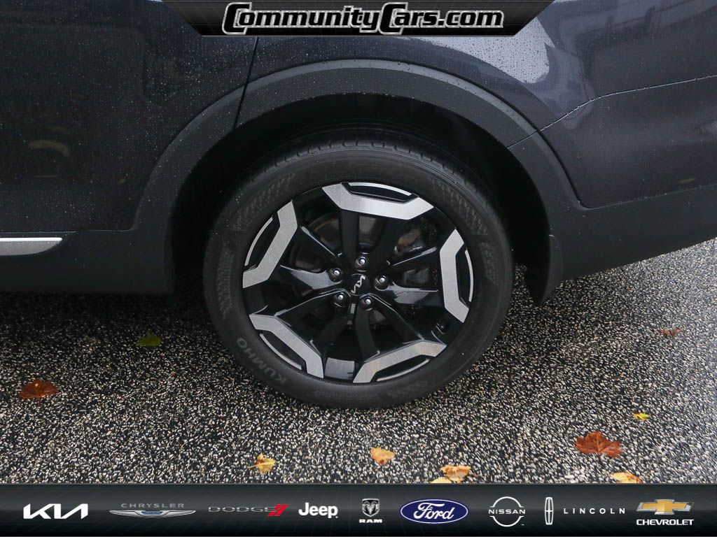 2025 Kia Telluride S photo 3