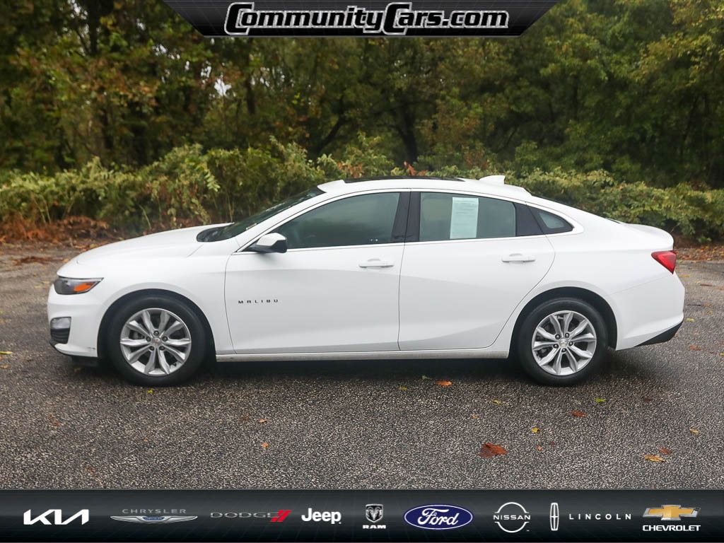 2024 Chevrolet Malibu 1LT photo 2