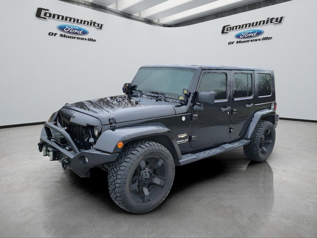 2015 Jeep Wrangler Unlimited Sahara's photo