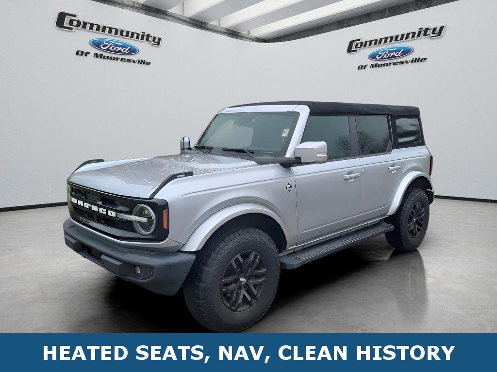 2022 Ford Bronco 4-Door Outer Banks's photo