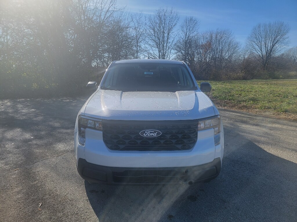 2025 Ford Maverick XL photo 2