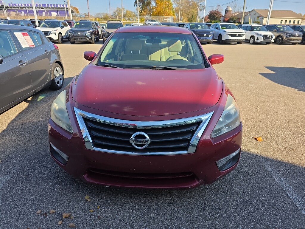Used 2015 Nissan Altima 2.5 Sedan