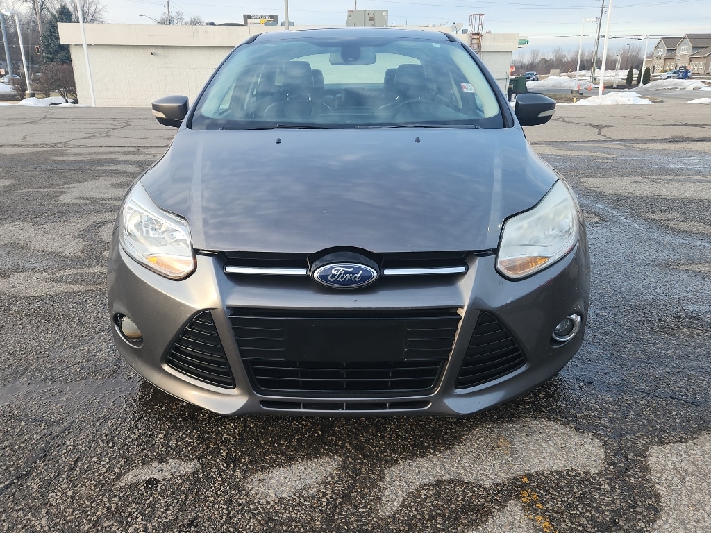 Used 2012 Ford Focus SEL with VIN 1FAHP3H29CL266826 for sale in Mooresville, IN