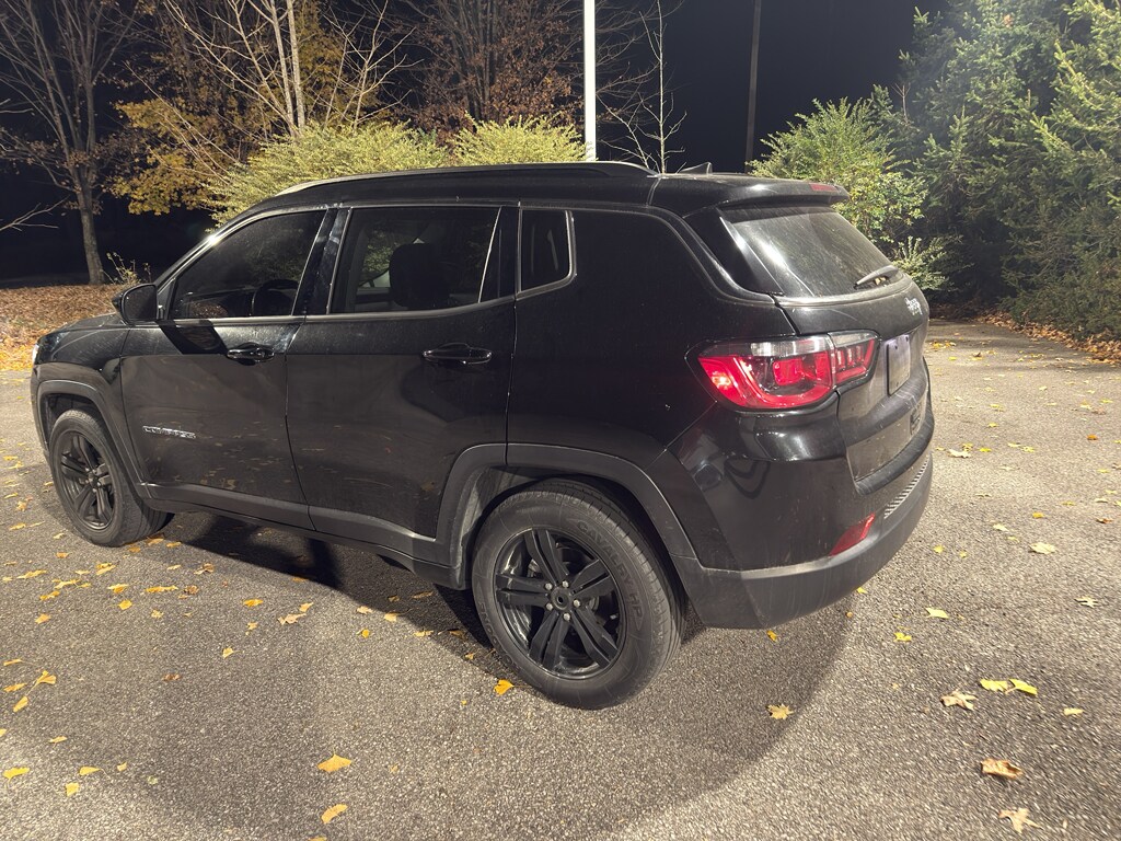 Used 2022 Jeep Compass Latitude SUV