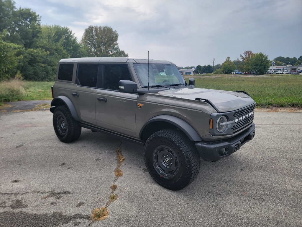 New 2025 Ford Bronco Badlands SUV