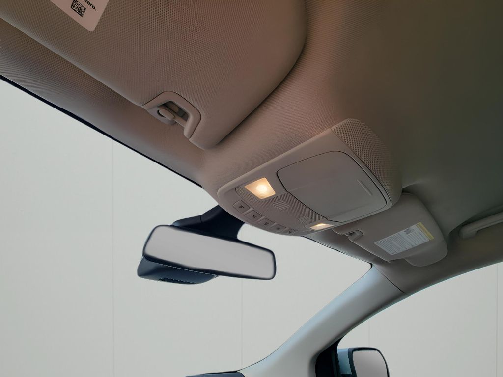2024 Ford Edge SEL - Photo 23
