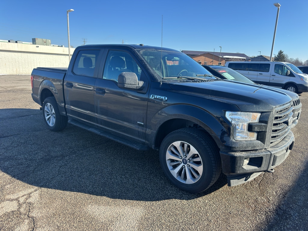Used 2017 Ford F-150 XL with VIN 1FTEW1EP4HFC33792 for sale in Mooresville, IN