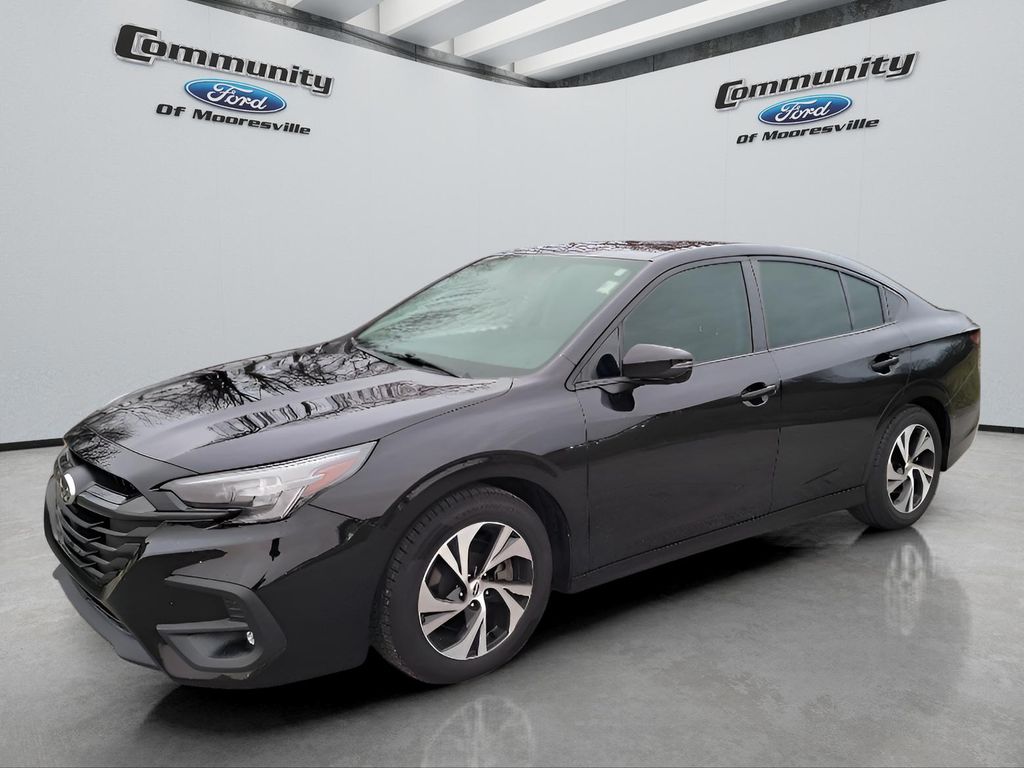 2023 Subaru Legacy Premium's photo