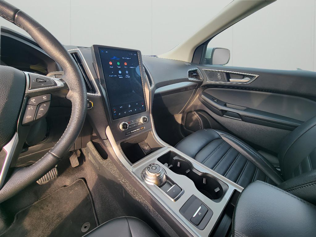 2024 Ford Edge SEL - Photo 18