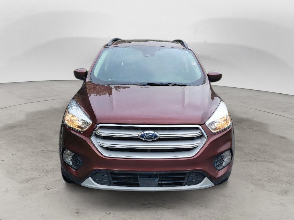 Used 2018 Ford Escape SE with VIN 1FMCU9GD2JUC63031 for sale in Mooresville, IN