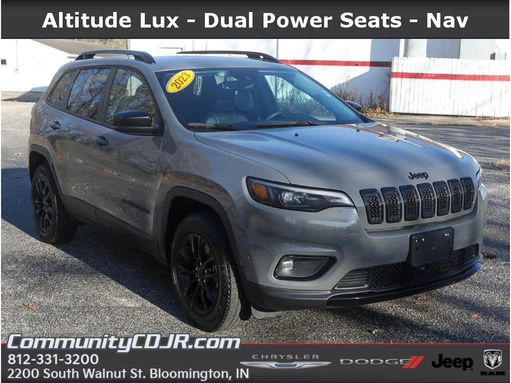 2023 Jeep Cherokee Altitude Lux's photo