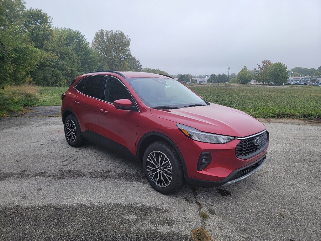 2026 Ford Escape photo 3