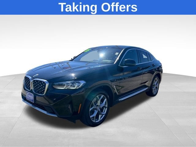 2025 BMW X4 xDrive30i's photo