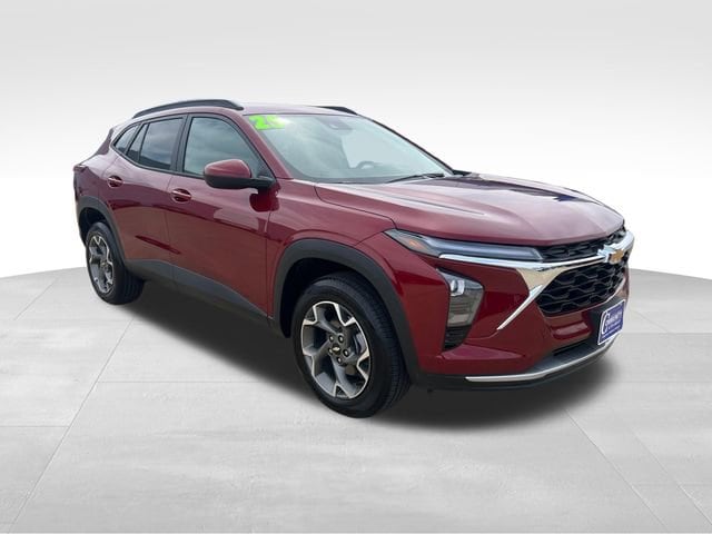2025 Chevrolet Trax LT - Photo 9
