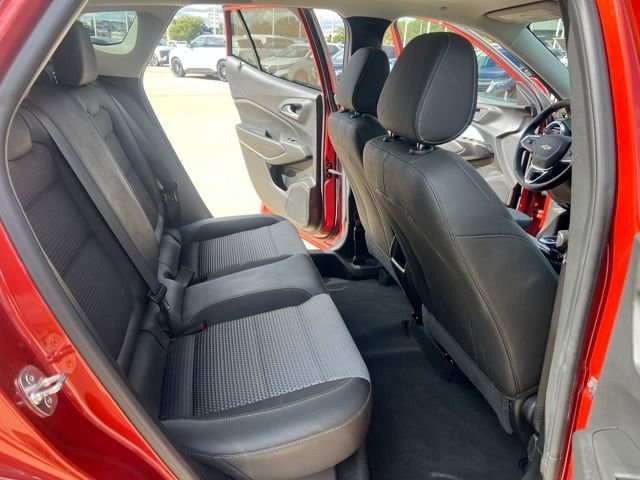 2024 Chevrolet Trax LT - Photo 16