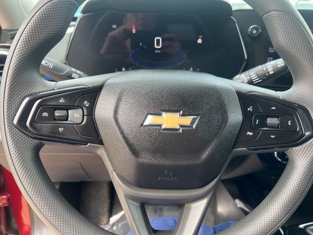 2025 Chevrolet Trax LT - Photo 24