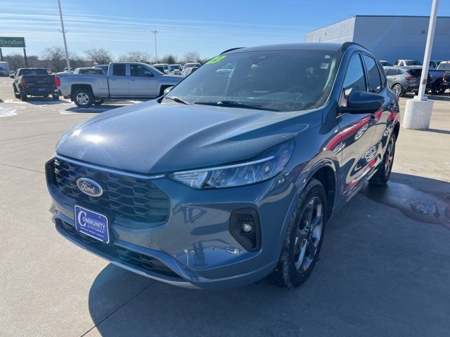2023 Ford Escape ST-Line Select photo 3