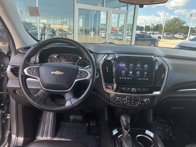 2021 Chevrolet Traverse photo 3