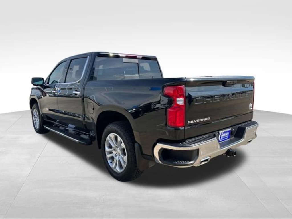 Used 2022 Chevrolet Silverado 1500 LTZ Truck Crew Cab
