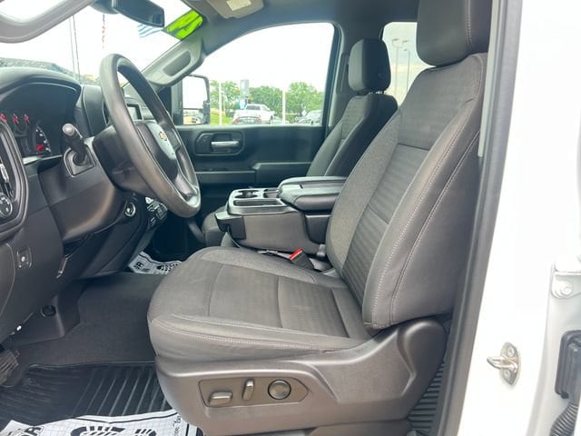 2024 Chevrolet Silverado 2500HD Custom - Photo 13