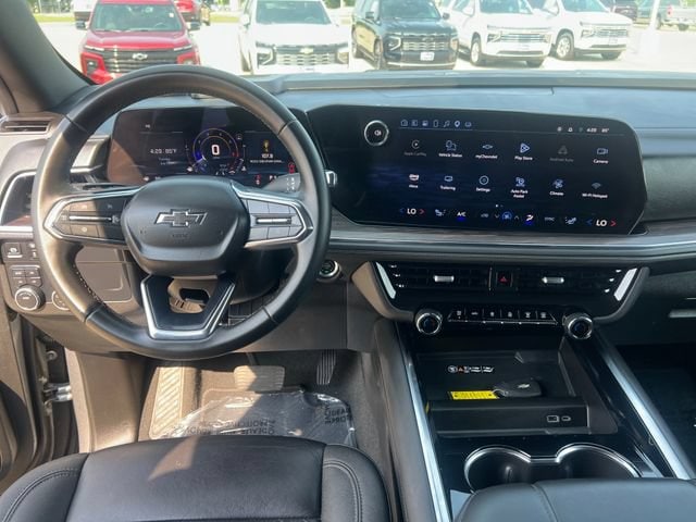 2025 Chevrolet Suburban Z71 - Photo 21