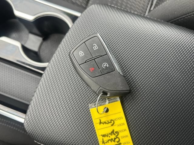 2025 Chevrolet Equinox LT - Photo 27