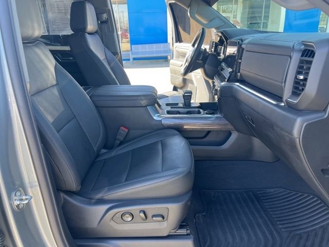 2024 Chevrolet Silverado 1500 LTZ - Photo 16
