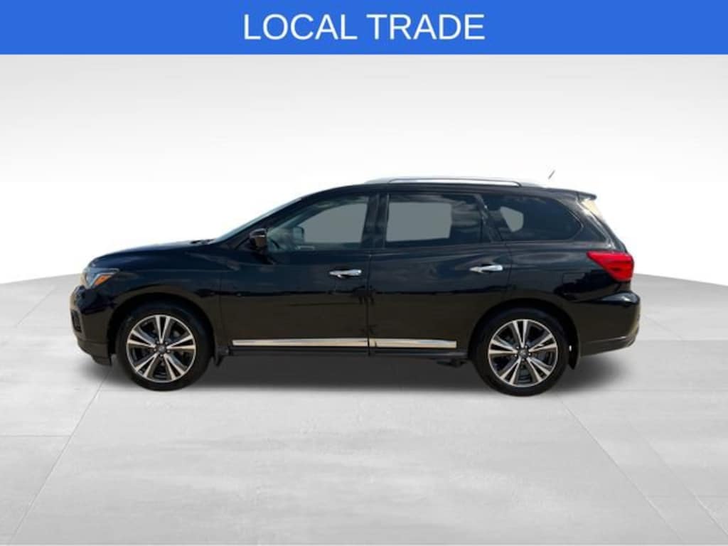 Used 2017 Nissan Pathfinder Platinum SUV