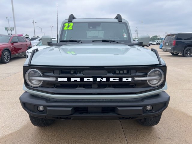 2022 Ford Bronco Base photo 2