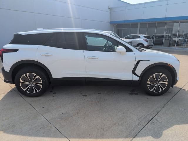 2025 Chevrolet Blazer EV LT - Photo 14