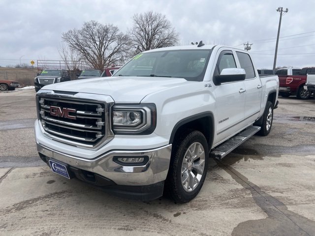 2017 Gmc Sierra 1500 SLT photo 3