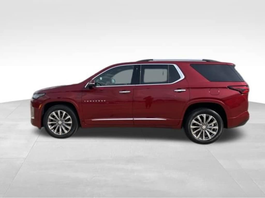 Used 2022 Chevrolet Traverse Premier SUV