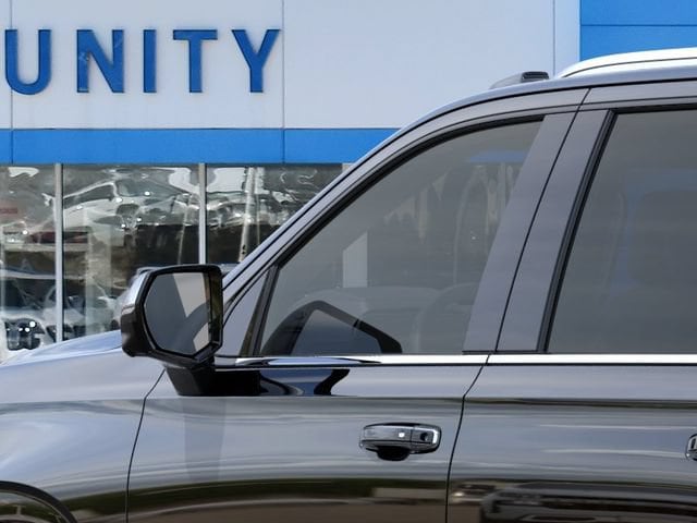 2026 Chevrolet Suburban Premier - Photo 14