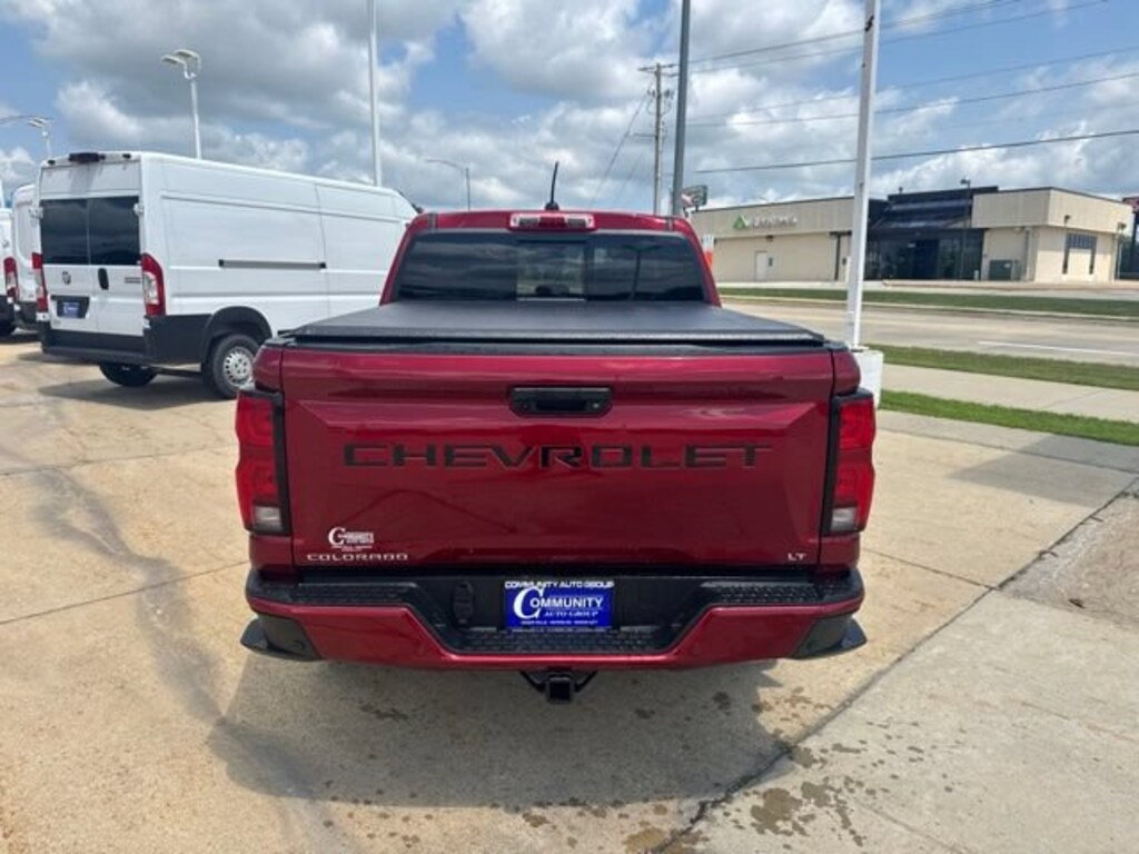 Used 2024 Chevrolet Colorado LT Truck Crew Cab