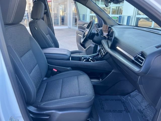 2025 Chevrolet Traverse LT - Photo 16