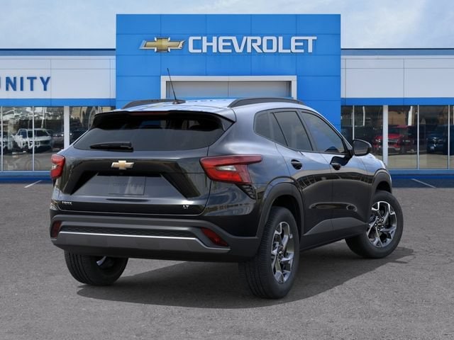 2026 Chevrolet Trax LT - Photo 6
