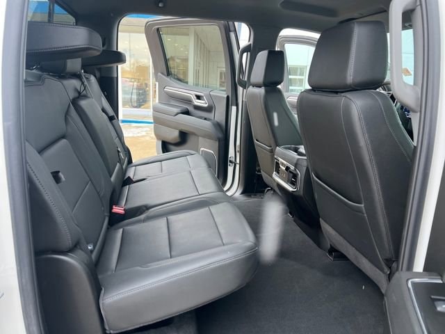 2025 Chevrolet Silverado 1500 LTZ - Photo 21