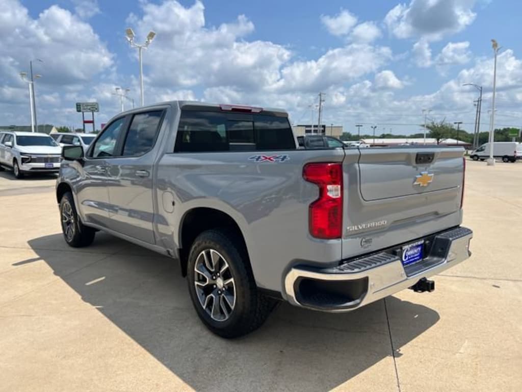 Used 2024 Chevrolet Silverado 1500 LT Truck Crew Cab