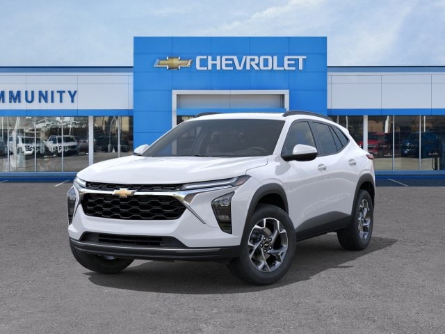 2026 Chevrolet Trax LT - Photo 8