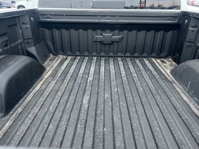 2025 Chevrolet Silverado 1500 LTZ - Photo 14