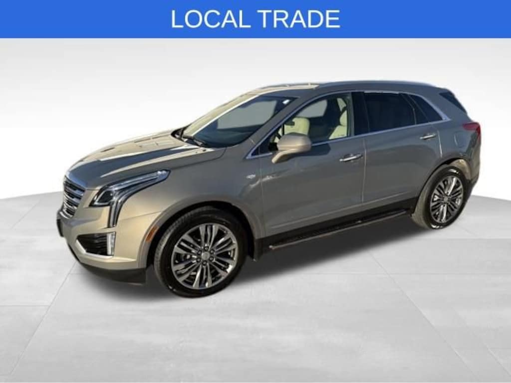 Used 2017 CADILLAC XT5 Premium Luxury FWD SUV