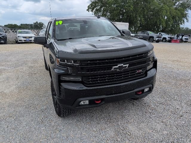 2019 Chevrolet Silverado 1500 LT Trail Boss photo 2