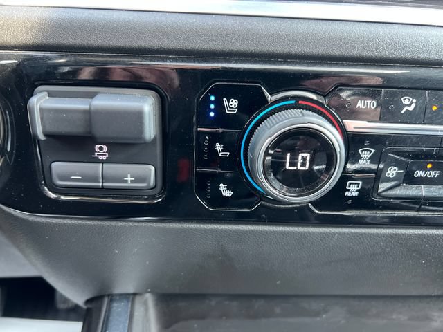 2022 Chevrolet Silverado 1500 LTZ - Photo 29
